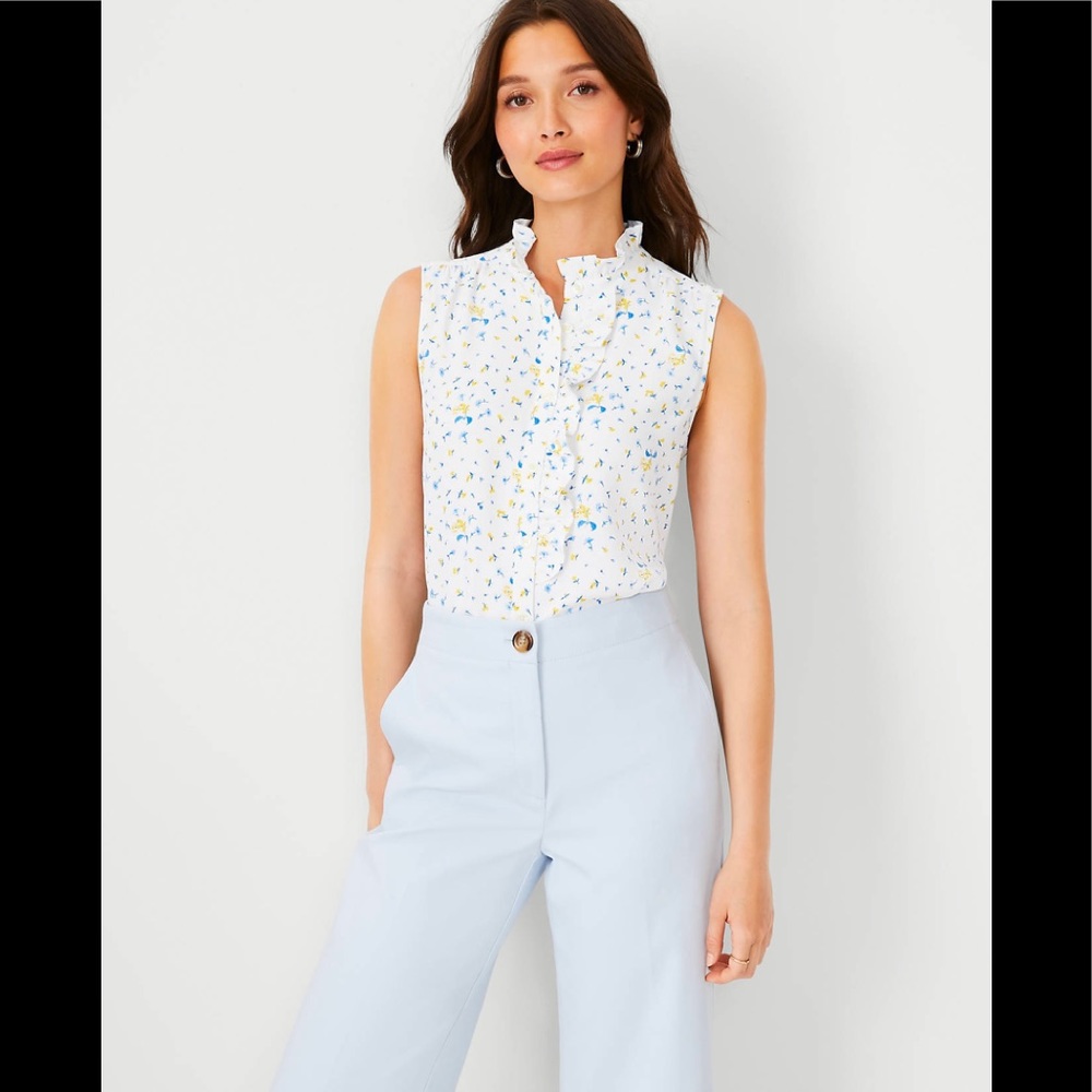 🌼 Ann Taylor | Floral Ruffle Shell | NWT